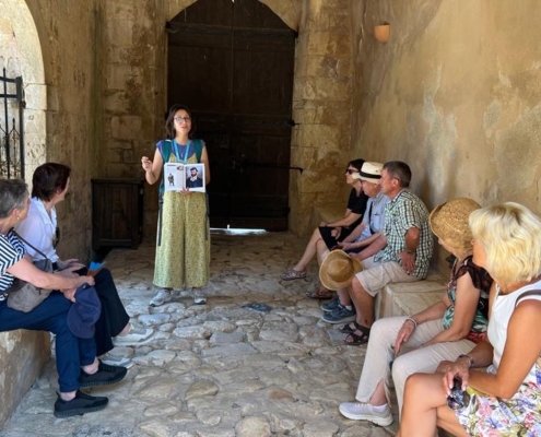 Mirsini guiding